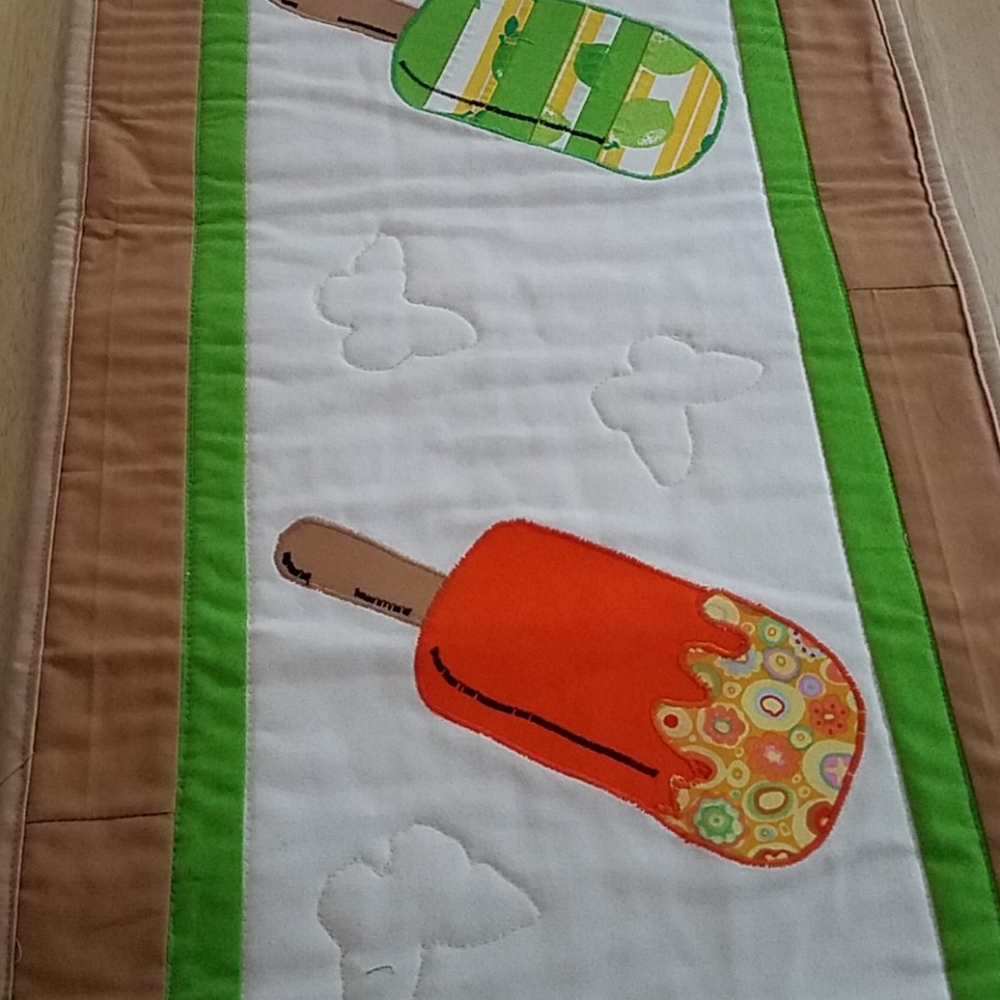 Summer Popsicle Table runner - Picture 2 of 4